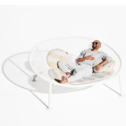 Grand Fauteuil Hamac Fatboy Netorious - Gris Clair -Tabouret Shop 105817 grand fauteuil hamac fatboy netorious gris clair ambiance 3