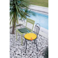 Galette Color Mix Pour Chaise FERMOB Monceau - Vert Safari -Tabouret Shop 2721 coussin galette vert ambiance 2
