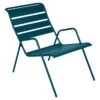 Fauteuil Relax FERMOB Monceau - Bleu Acapulco -Tabouret Shop fauteuil bas jardin fermob monceau bleu acapulco 1