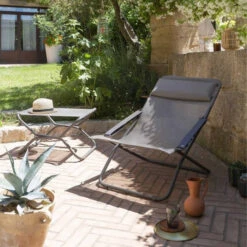 Tabouret Shop -Tabouret Shop lfm2718.8556 repose pieds lafuma next batyline iso terre ambiance